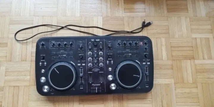 Pioneer contrôleur pour Dj ddj-ergo-k