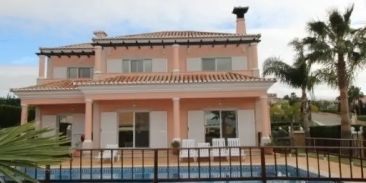 Villa 4 chambres Almancil Ref J8473