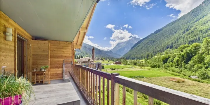 Ein leuchtender Kokon im Herzen der Walliser Alpen