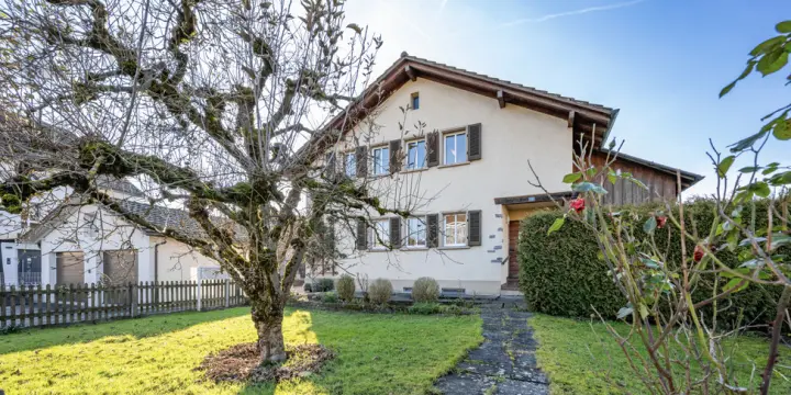 Charmante Liegenschaft mit Lebensqualität in Brittnau