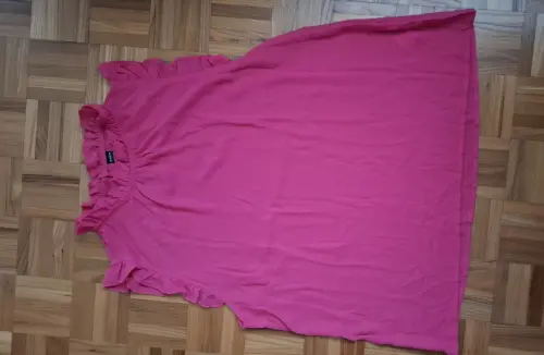 Blouse Shein rose à Moutier