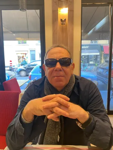 Homme libertin pour couple sensuel à Lausanne