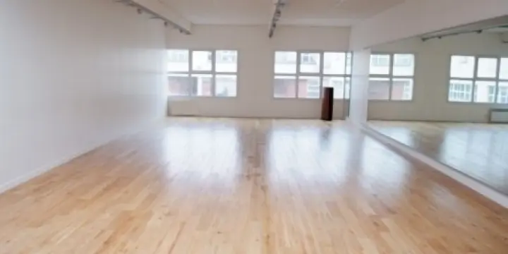 Salle de danse à louer centre ville Genè