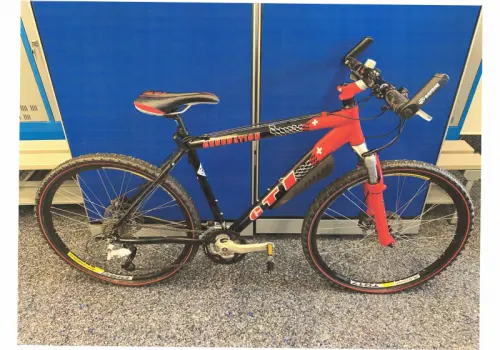 A vendre vélo neuf à Saint-Imier