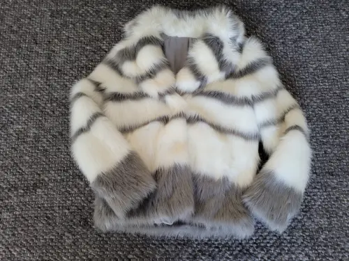 Manteau Ikks imitation fourrure à Genève