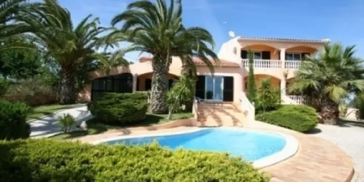 Villa 4 chambres Loule Ref MB577