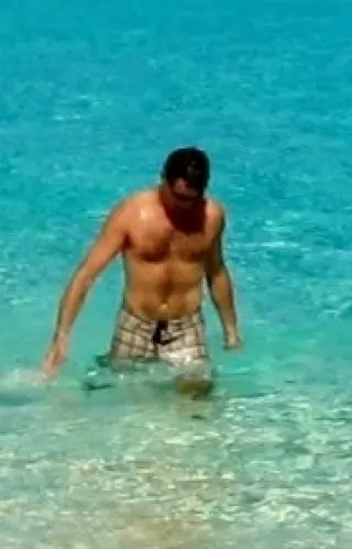 bel homme pour toi  à sion
