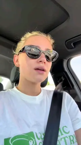 Femme sérieuse cherche homme respectueux pour relation sincère à 5