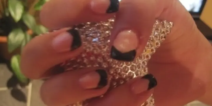 styliste ongulaire katie ongles