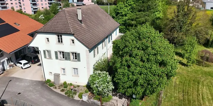 Petit immeuble de 2 logements à vendre dans la ville de Porrentruy