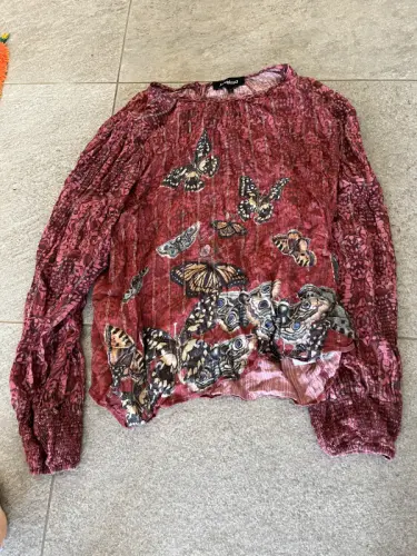 T-shirt manche longues Desigual L avec papillons à Nyon