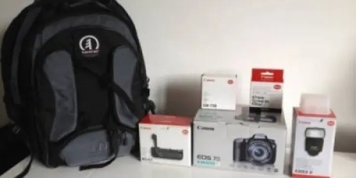 Canon EOS 7D 18-135mm + accessoires