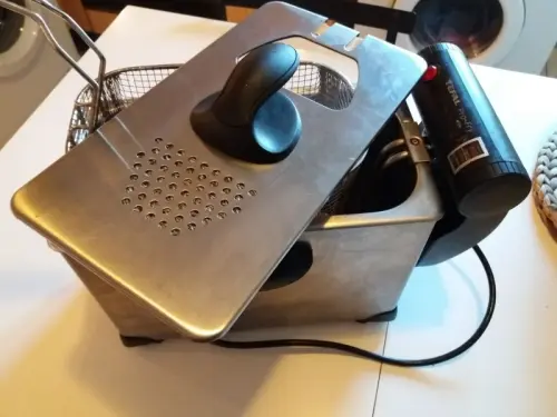 Friteuse TEFAL à CELIGNY