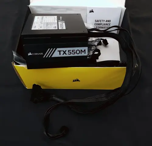 Alimentation PC + Livraison -- Corsair TX550M à Carrouge VD