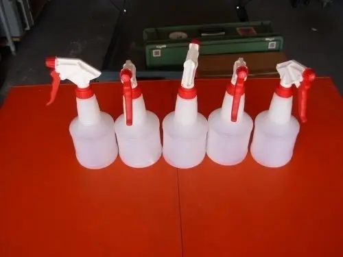 24 Flacons pulvérisateur 0,5l en plastic à Clarens