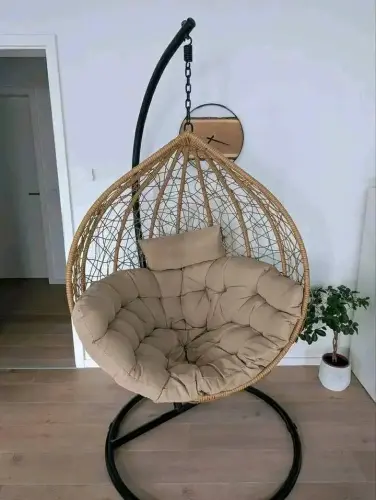 Chaise a balançoire à Siebnen