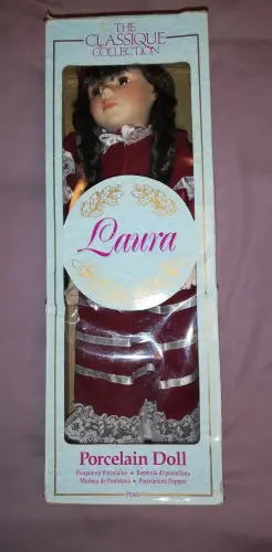 Poupée porcelaine "Laura" à Lausanne