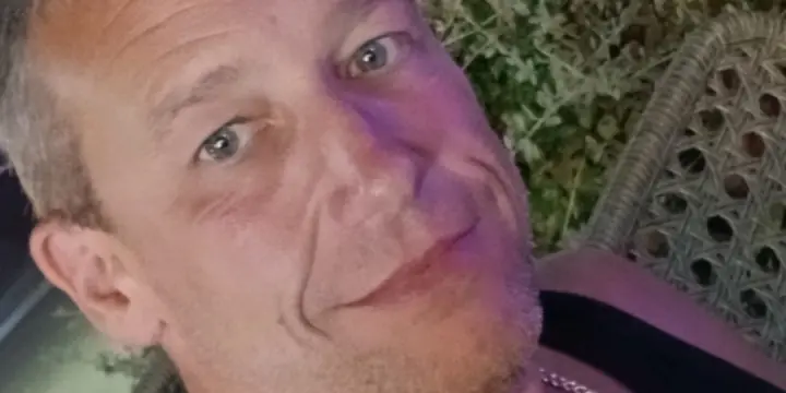 cherche une femme serieuse pour une relation serieuse, je suis un homme serieux.
