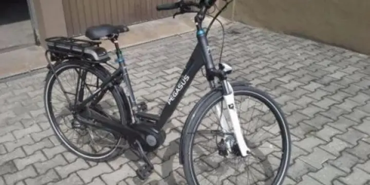 Vélo éléctrique "PEGASUS" SoleroE8