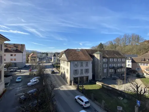 Appartement de 3,5 pièces plein centre ville avec ascenseur. à Porrentruy