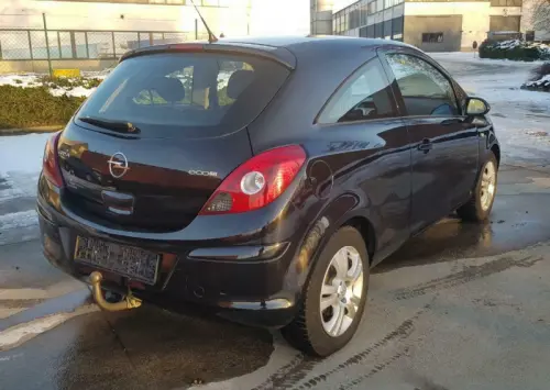 Opel Corsa 1.2 à Genève