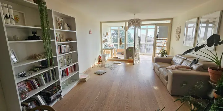 Appartement avec vue sur le lac et les Alpes à Gland