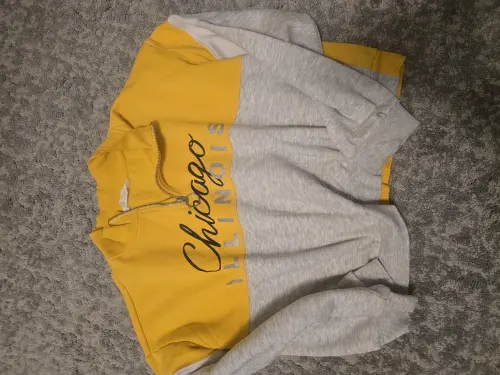 Pull jaune et gris fille à Renens