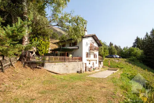 Appartement dans un petit chalet sur les Mayens de Conthey