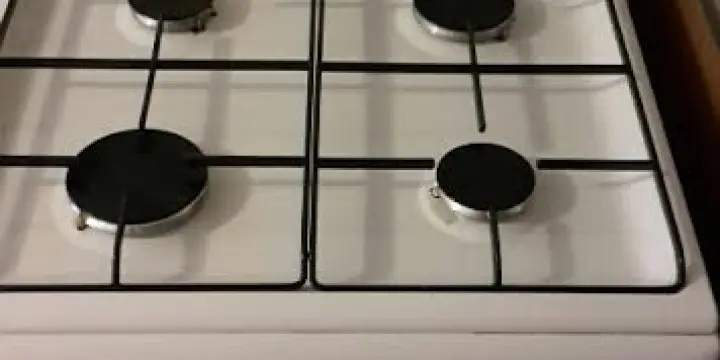 Cuisinière a vendre cause déménagement 