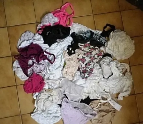 Je vends mes strings sales  à vevey