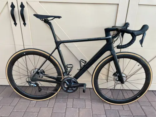 2019 Canyon Ultimate CF SL 8.0 Disc Shimano à Lausanne