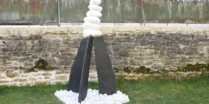Sculpture en Marbre et Ardoise – Statue Jardin