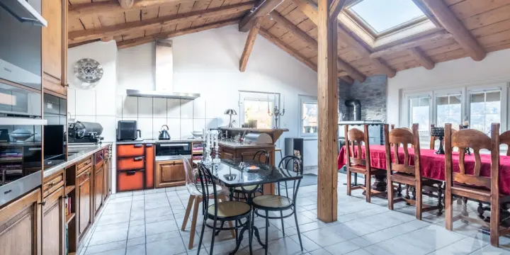 Evionnaz, maison avec terrain à bâtir