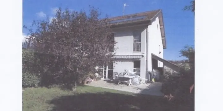 Duplex avec jardin dans la campagne