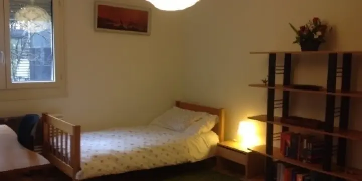 Colocation chambre à sous-louer!