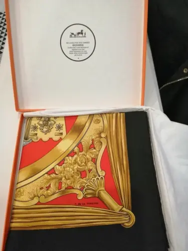 Foulard hermes à Geneve