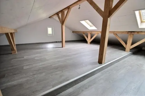 Magnifique terrasse, duplex, neuf à Rivaz