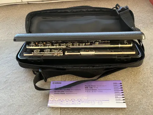 Flûte traversière Yamaha YFL-282 à Nyon