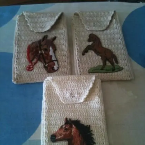 pochettes à mouchoirs  à Clarens