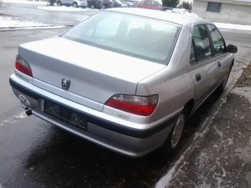 Peugeot 406 à la chaux de fonds