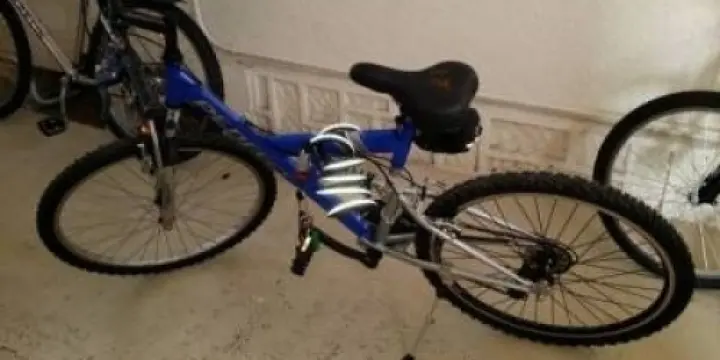 deux vélos super état