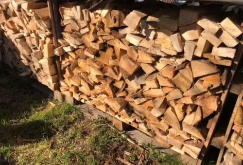 Bois de chauffage à Saint Urbain