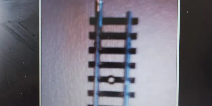 je recherche des rails N.  et des rails  HO  sans rail centrale de ocassion