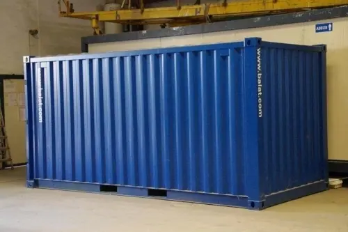 Offre de conteneurs maritimes en stockages