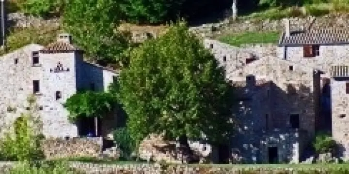 Le Hameau de Cintenat gîtes à louer 