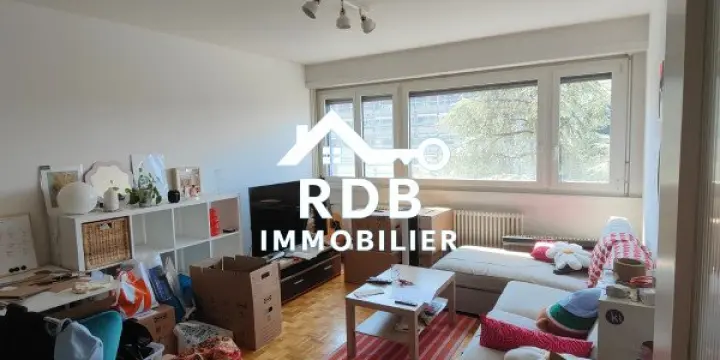 Appartement de 2,5 pièces au 4ème étage à Thônex 1226