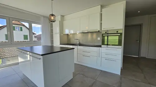 À louer à Lajoux appartement de 3.5 pièces au 1er étage