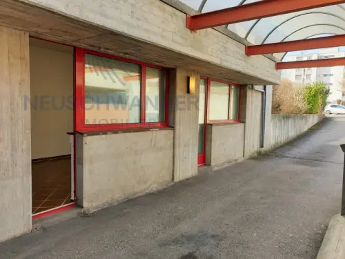 Place de parc dans parking souterrain disponible de suite - centré à Delémont