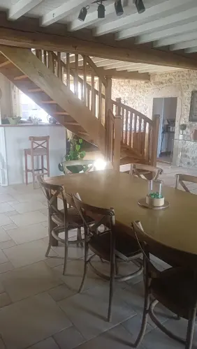 Maison en pierre à Marboz