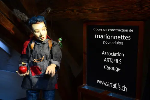 Cours de construction de marionnettes pour adultes à Carouge